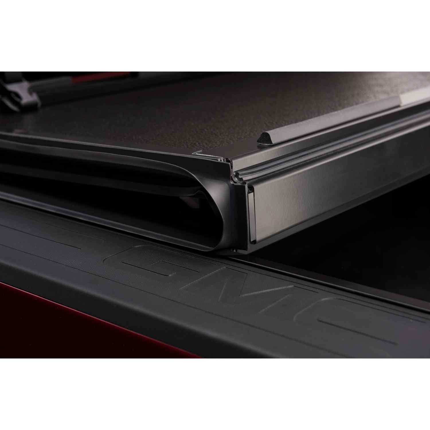 BAKFlip FiberMax GMC Silverado/Sierra Hardfolding Tonneau Cover - Image 7