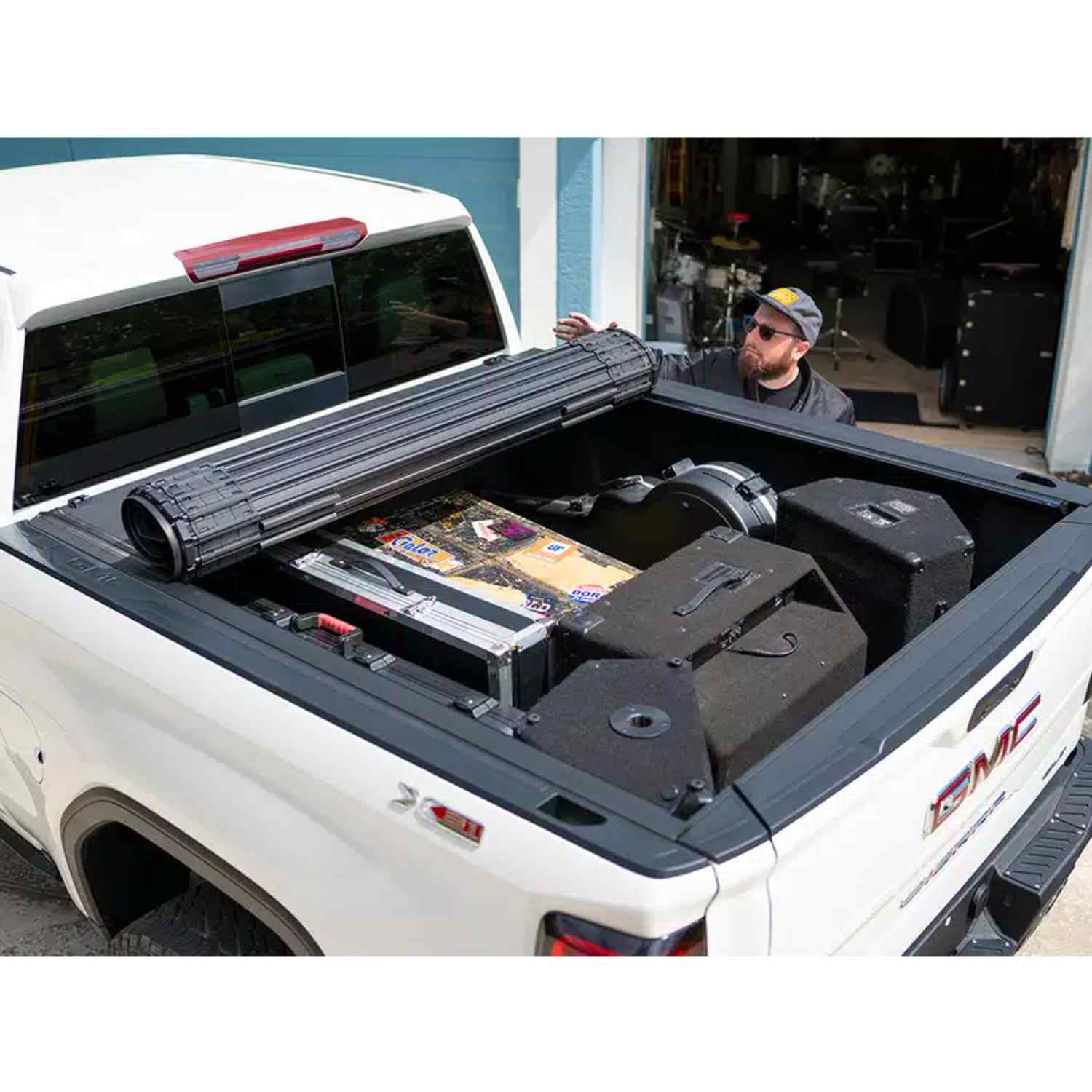 BAK Revolver X4s GMC Silverado/Sierra Hard Roll-up Tonneau Bed Cover - Image 8