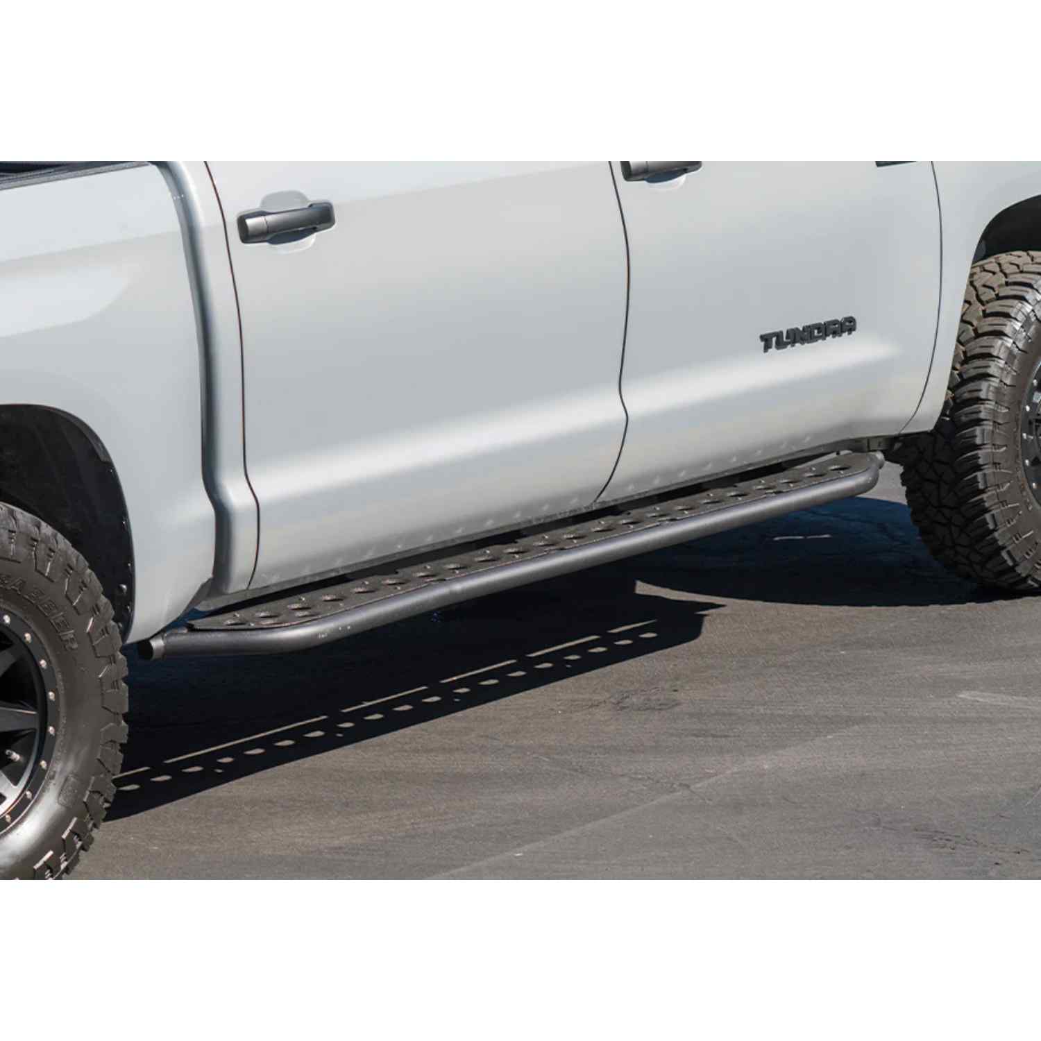 Cali Raised LED Toyota Tundra (2014-2021) Rock Sliders - Image 3