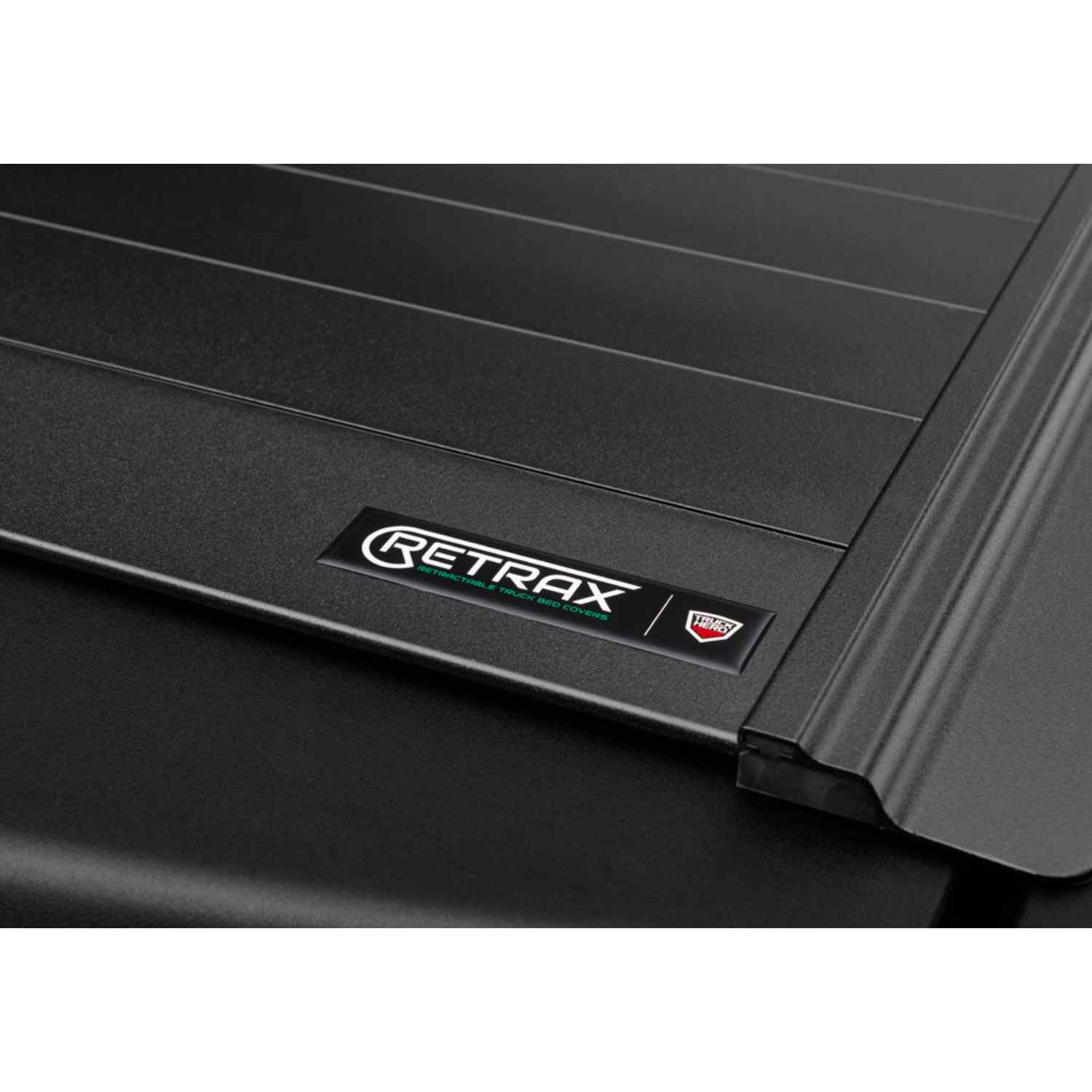 RetraxPRO MX GMC 1500 And Chevy Manual Retractable Tonneau Cover - Image 9